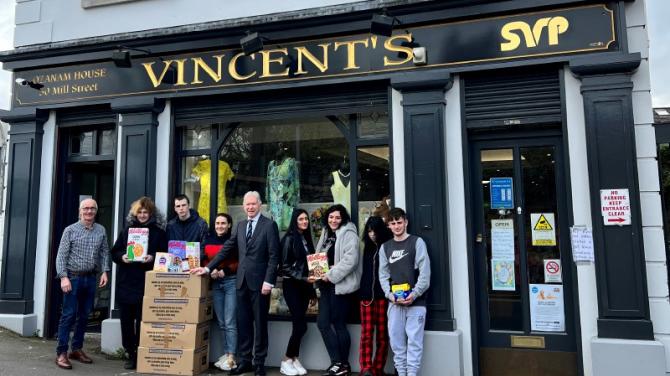 Regener8 Youth Programme gives back to the community