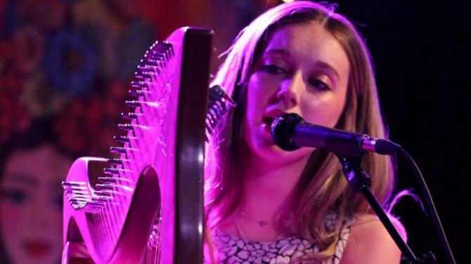 Girl with harp to take stage with Ireland's great          